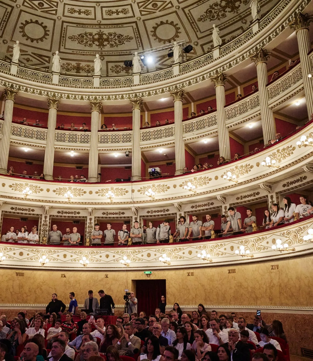 architectural gems theatres