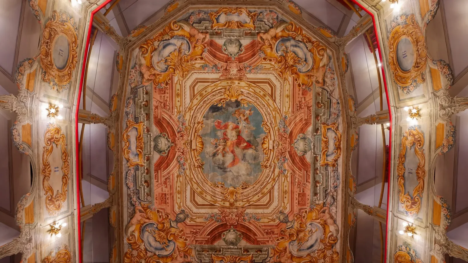 Teatro Comunale (“Teatro Flora”)
