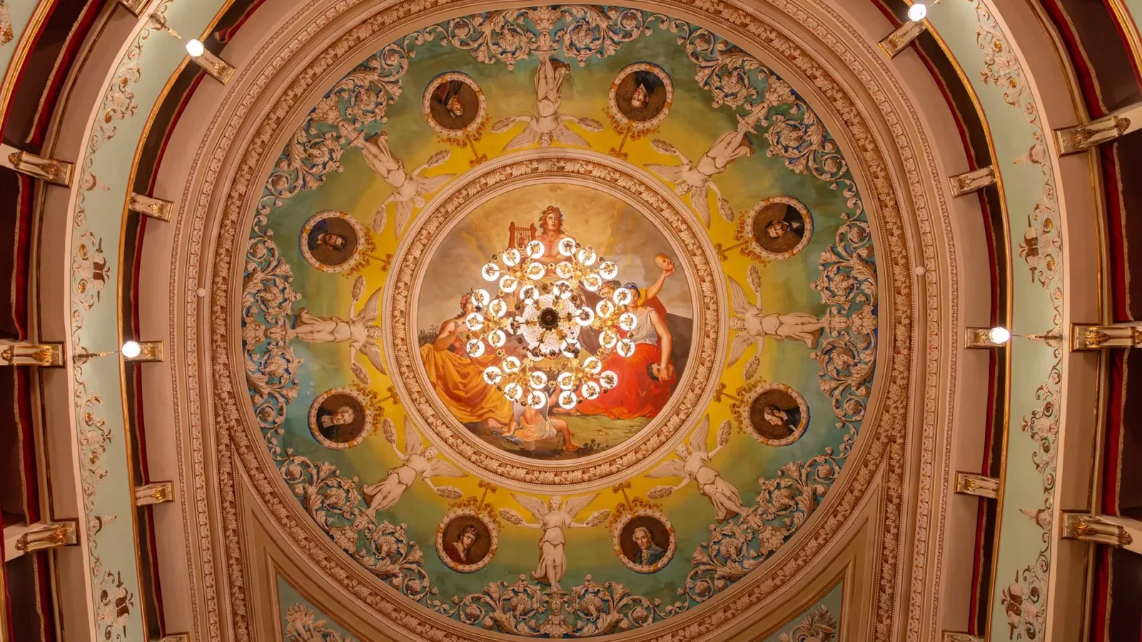 Teatro Serpente Aureo